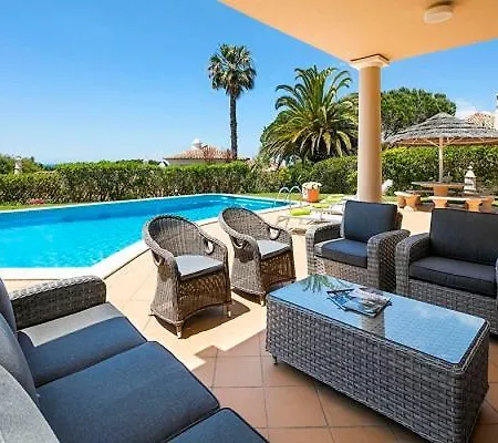 فيلة Sleeps 6 Pool Air Con Wifi *